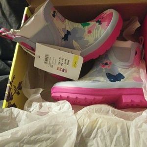 Joules little girl rain boots.